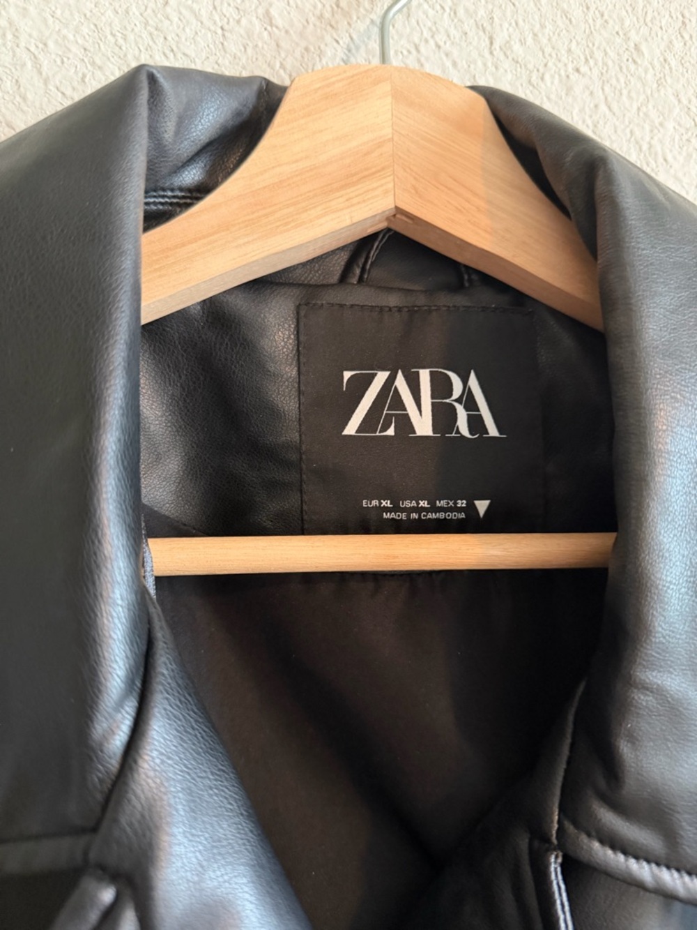 ZARA Black Faux Leather Biker Jacket with Silver Hardware - Picture 2 of 5